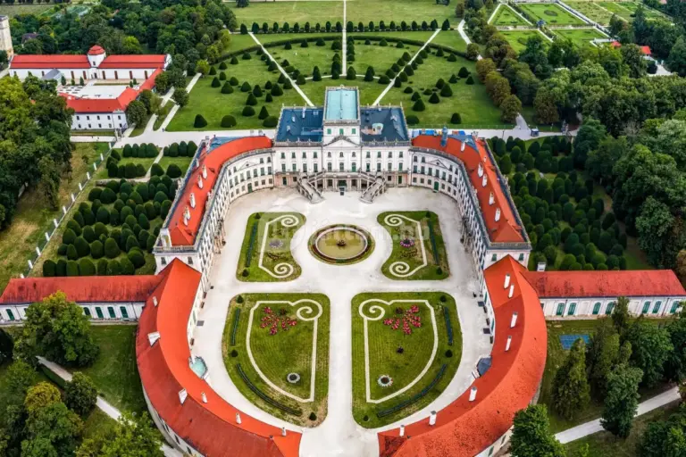 Fertődi Esterházy-kastély